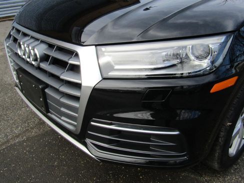 Used 2018 Audi Q5 2.0T Premium image 32