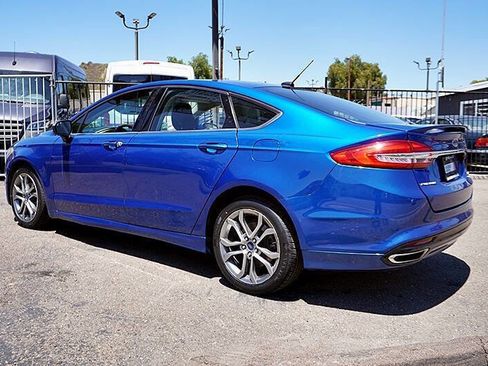 Used 2017 Ford Fusion SE w/ Equipment Group 201A AWD/4WD image 8