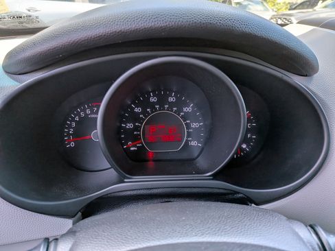 Used 2019 Kia Soul FWD image 26