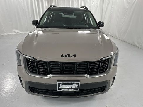 New 2025 Kia Sorento SX image 8