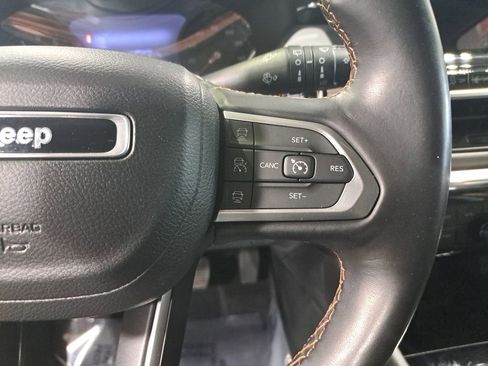 Certified 2022 Jeep Compass Limited image 18