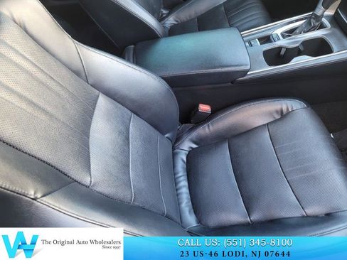 Used 2018 Honda Accord Touring image 15