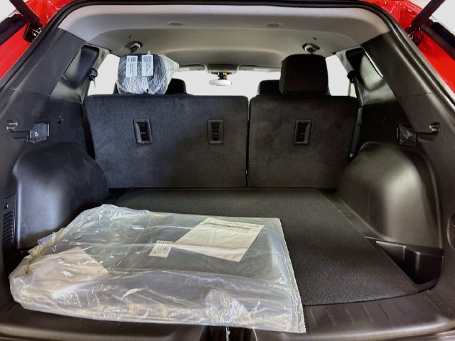 New 2026 Chevrolet Blazer LT w/ Convenience Package AWD/4WD image 22