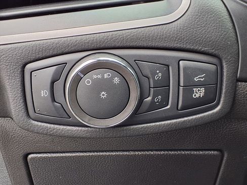 Used 2022 Ford Edge SEL w/ Convenience Package image 22