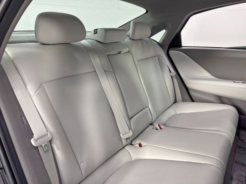 Used 2024 Hyundai Ioniq 6 SEL image 39