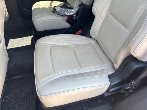 Used 2016 Ford Explorer Platinum AWD/4WD image 46
