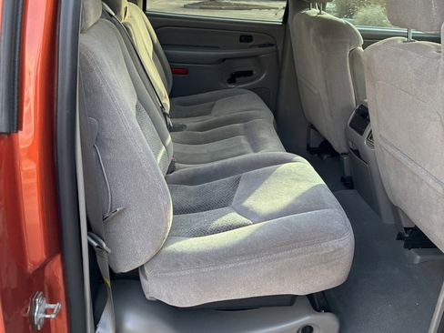 Used 2005 Chevrolet Avalanche LS w/ Sun And Sound Package image 17