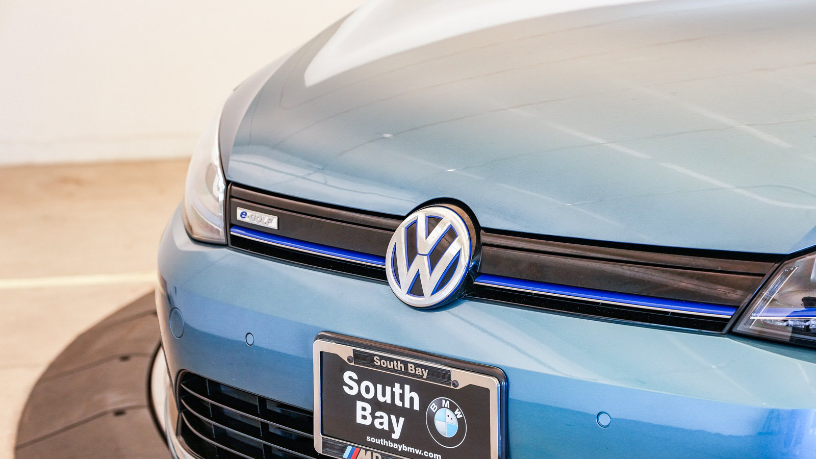 Used 2016 Volkswagen e-Golf SEL Premium FWD image 9