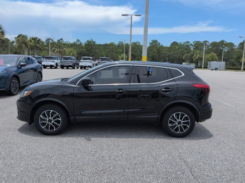 Used 2019 Nissan Rogue Sport S FWD image 8