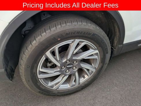 Used 2023 Lincoln Corsair FWD image 8