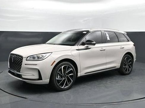 Used 2024 Lincoln Corsair Grand Touring AWD/4WD image 1