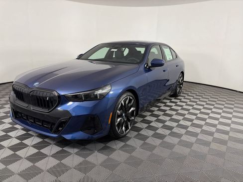 New 2026 BMW i5 eDrive40 w/ M Sport Package image 11