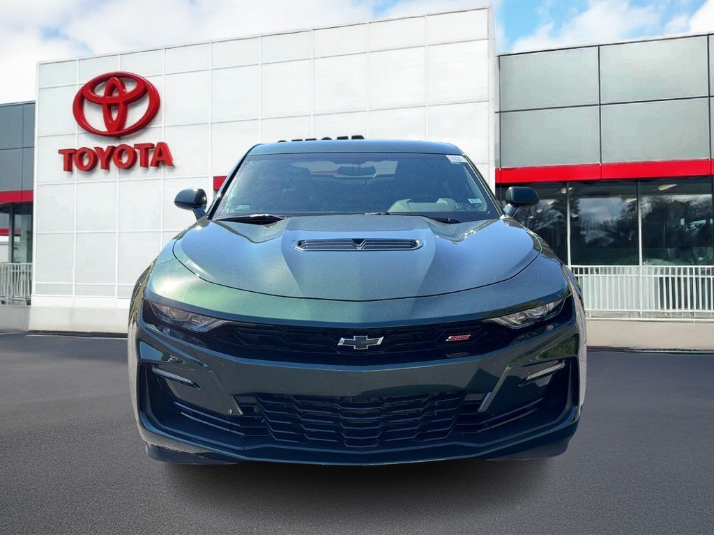 Used 2020 Chevrolet Camaro SS RWD image 13