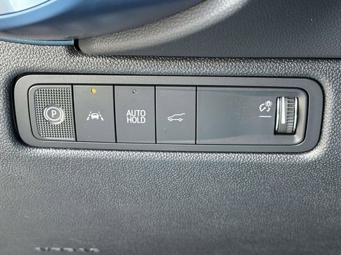 New 2026 Chevrolet Equinox EV LT image 17