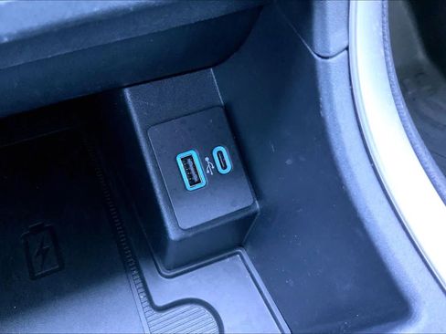Certified 2024 Ford Edge ST-Line AWD/4WD image 31