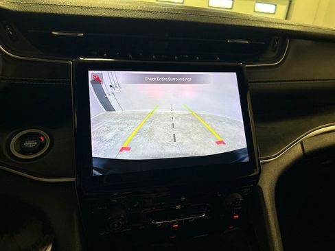 Used 2022 Jeep Grand Cherokee L Limited w/ Trailer Tow Group (B) image 23