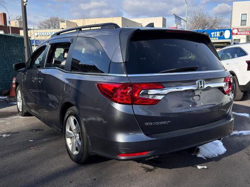 Used 2019 Honda Odyssey EX-L image 6