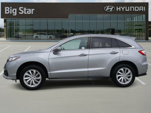 Used 2018 Acura RDX FWD w/ Technology Package image 2