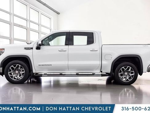 Used 2023 GMC Sierra 1500 SLT w/ SLT Premium Plus Package AWD/4WD image 2