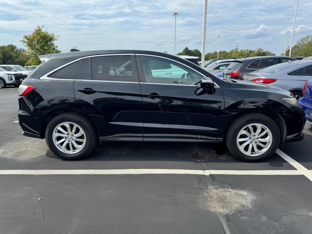 Used 2017 Acura RDX w/ Technology Package AWD/4WD image 2