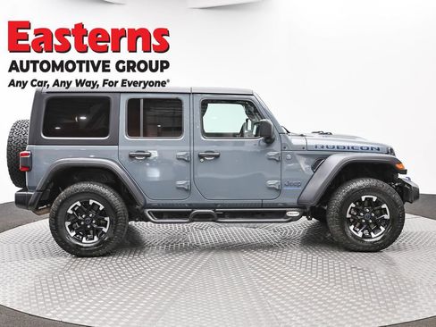 Used 2024 Jeep Wrangler Unlimited Rubicon 4xe image 4