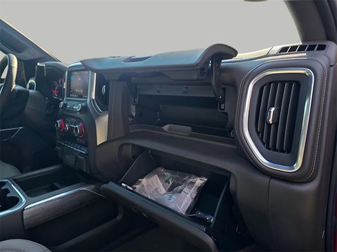 Used 2022 Chevrolet Silverado 2500 LTZ image 15