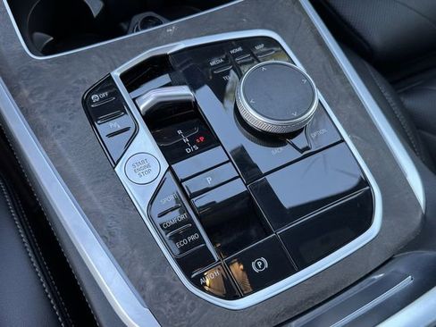 Used 2025 BMW X5 sDrive40i image 15