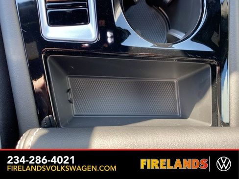 New 2026 Volkswagen Atlas Cross Sport SEL Premium R-Line image 44