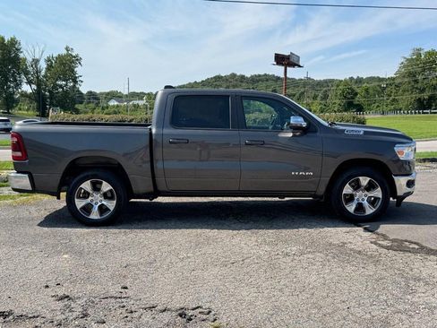 Used 2024 RAM 1500 Laramie AWD/4WD image 2