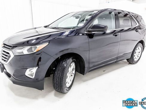 Used 2020 Chevrolet Equinox LT image 2