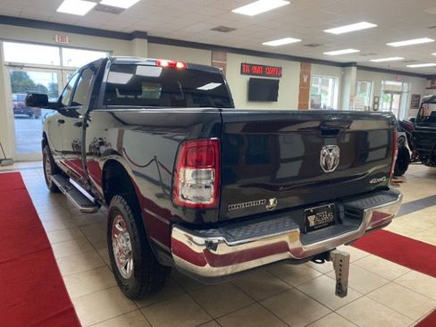 Used 2021 RAM 2500 Big Horn image 5
