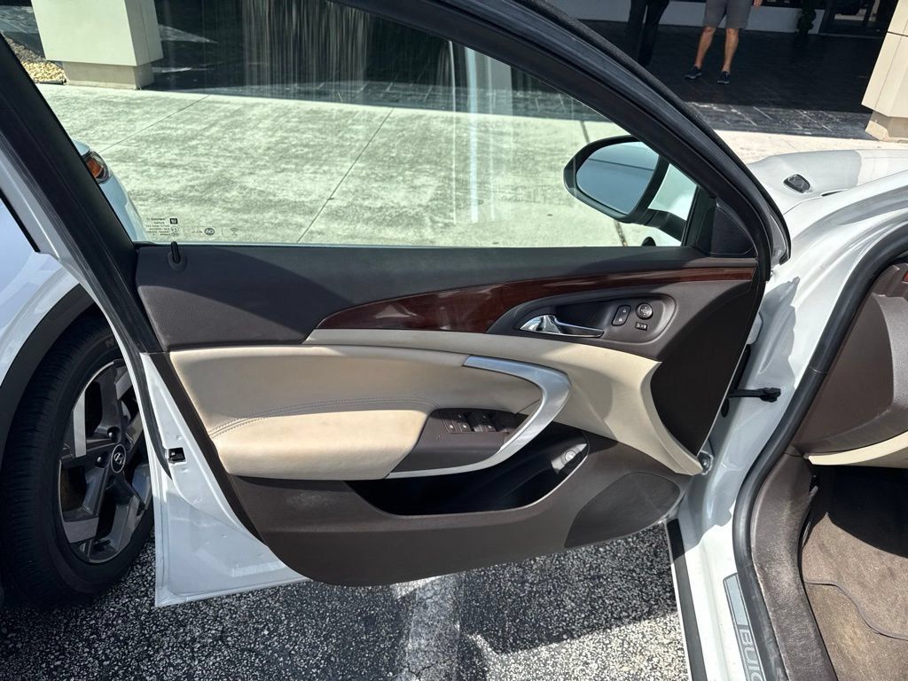 Used 2016 Buick Regal FWD image 18