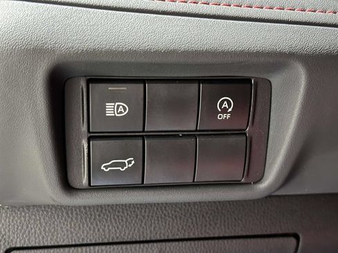 Used 2023 Toyota Highlander XSE AWD/4WD image 22