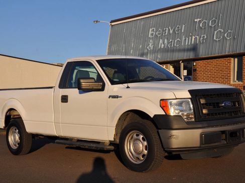 Used 2013 Ford F150 XL w/ Trailer Tow Pkg image 5
