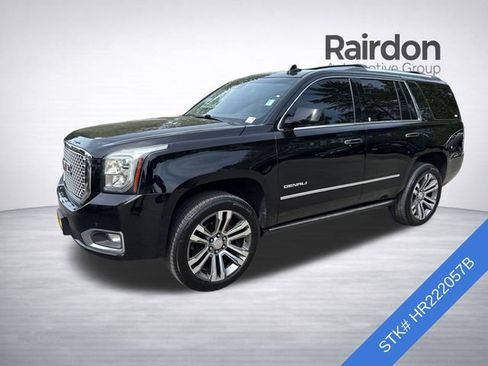 Used 2017 GMC Yukon Denali w/ Open Road Package AWD/4WD image 3