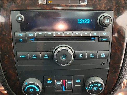 Used 2012 Chevrolet Impala LT w/ LT Sunroof Package FWD image 28