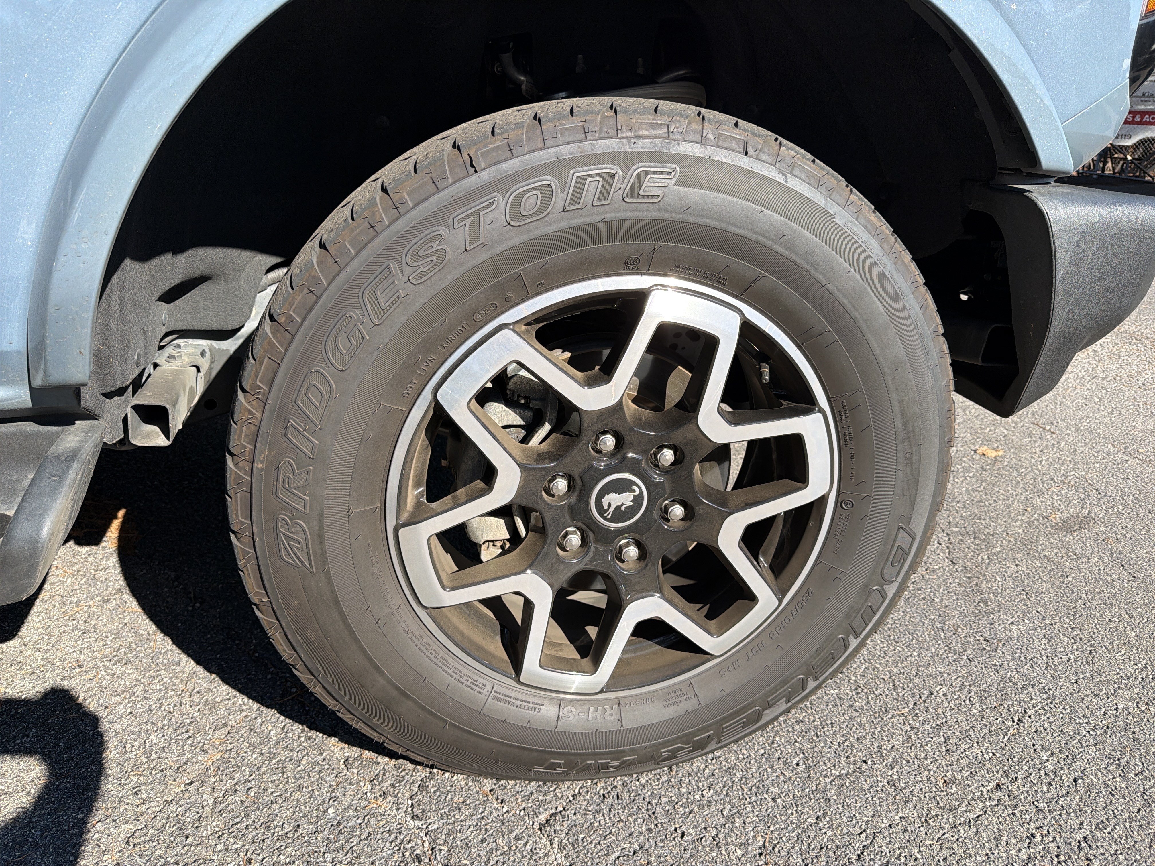 Used 2025 Ford Bronco Outer Banks AWD/4WD image 9
