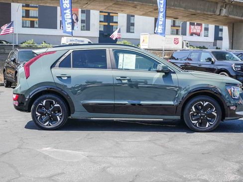 Used 2024 Kia Niro Wind FWD image 31