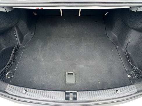 Used 2017 Mercedes-Benz C 300 Sedan image 24