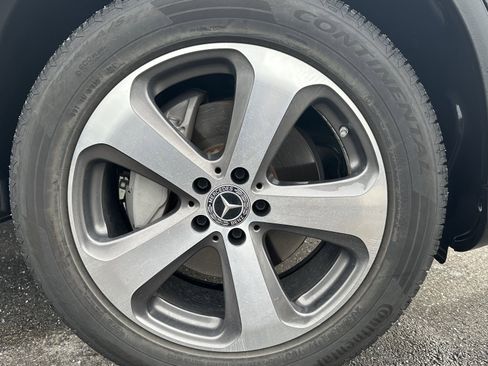 Used 2022 Mercedes-Benz GLC 300 4MATIC image 12