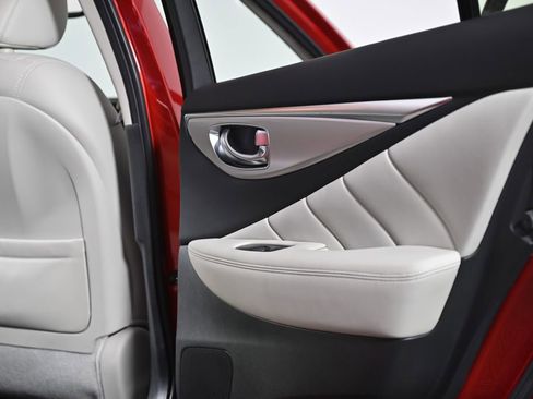 Used 2023 INFINITI Q50 Luxe w/ Cargo Package image 32