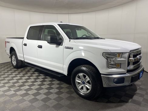 Used 2016 Ford F150 XLT image 2