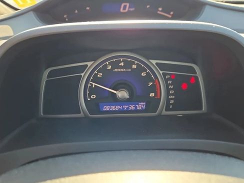 Used 2010 Honda Civic LX image 5