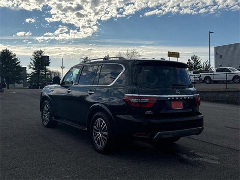 Certified 2022 Nissan Armada SL w/ Captain's Chairs Package image 7