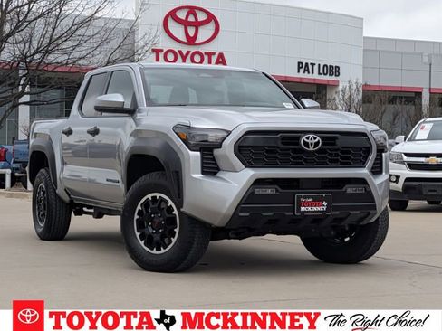 Used 2025 Toyota Tacoma TRD Off-Road image 1