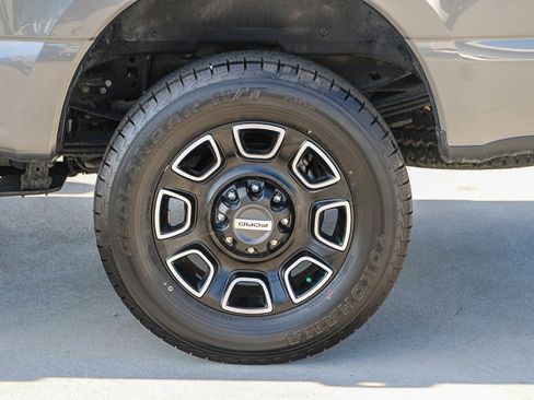 Used 2024 Ford F350 Platinum image 10