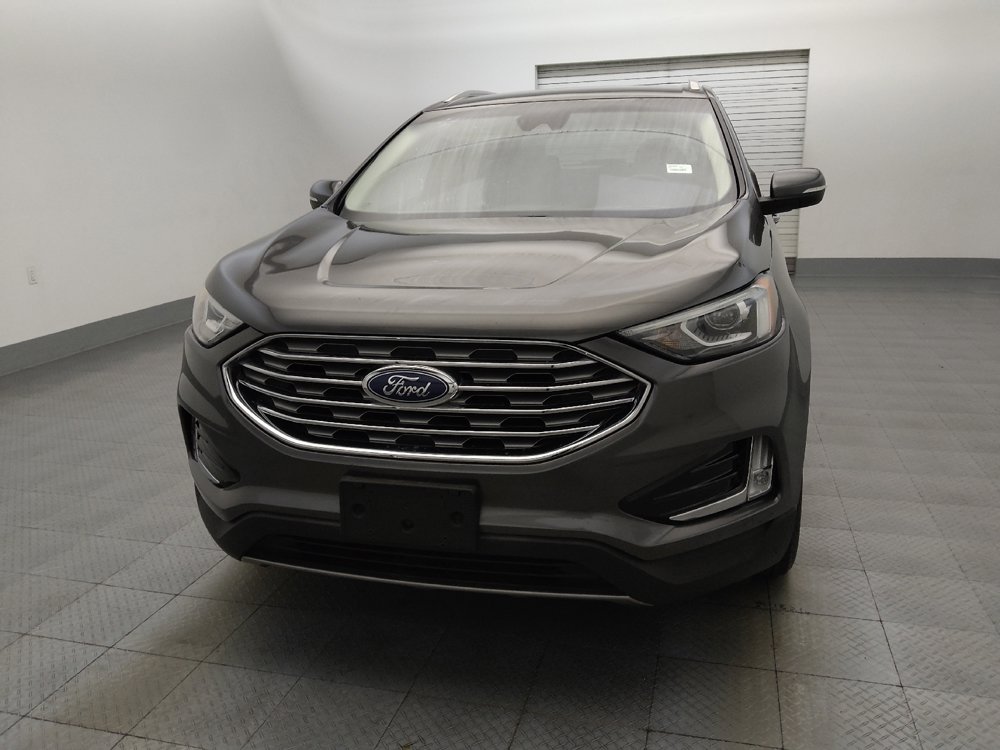 Used 2019 Ford Edge Titanium FWD image 15