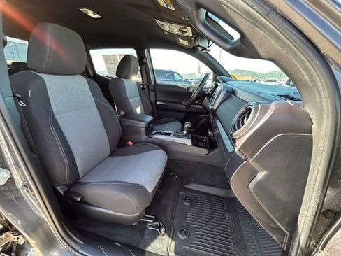 Used 2023 Toyota Tacoma TRD Off-Road image 25