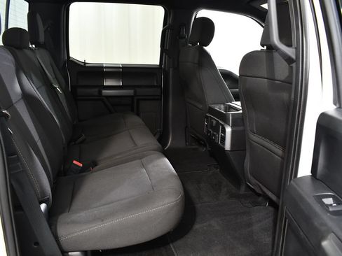 Used 2018 Ford F150 XLT w/ Equipment Group 302A Luxury AWD/4WD image 19
