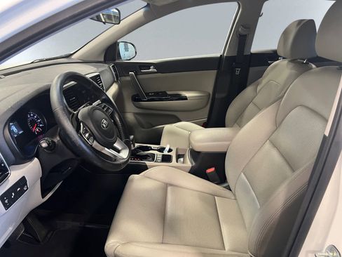 Used 2021 Kia Sportage EX AWD/4WD image 10